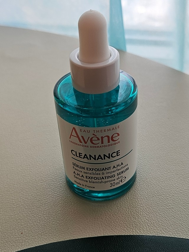 雅漾 Clinance A.H.A透明精华液 common.review image