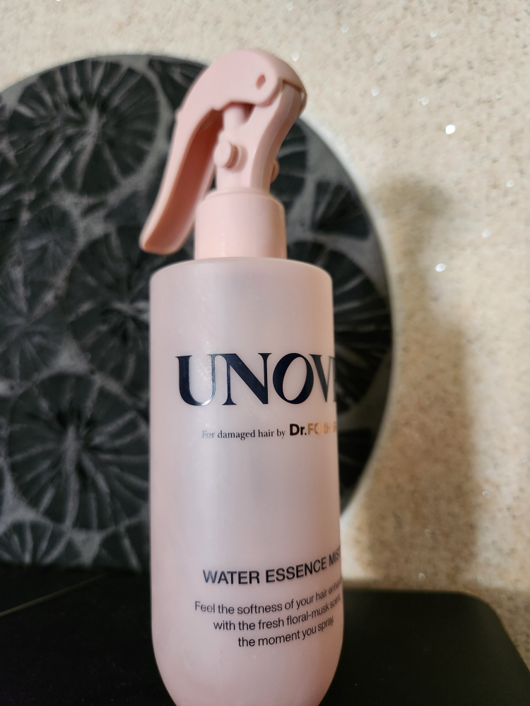 UNOVE Nước hoa hồng dạng xịt review image