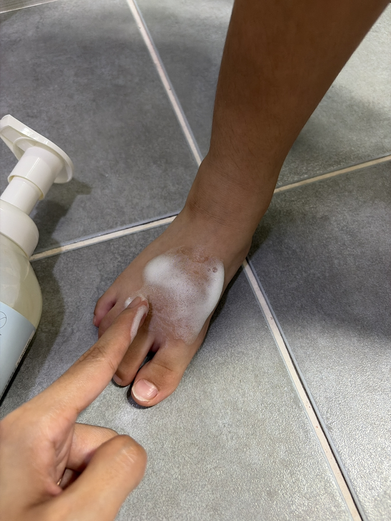 일리윤 (ILLIYOON) 세라마이드 아토 버블워시 앤 샴푸 review image