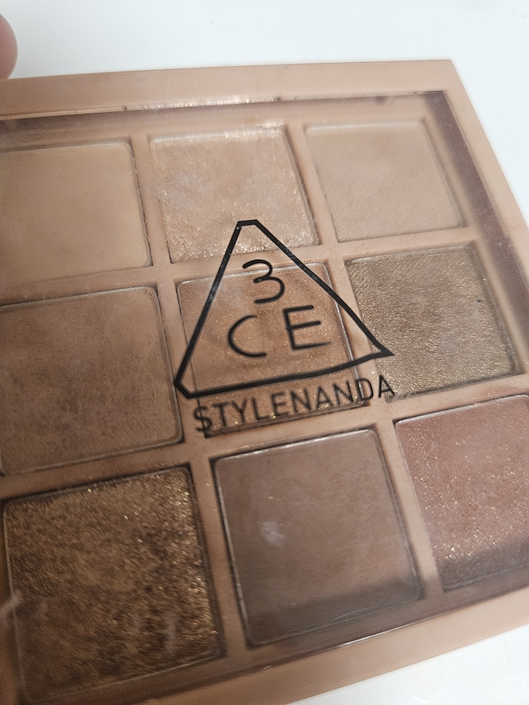 3CE (쓰리씨이) 멀티 아이 컬러 팔레트 [#오버테이크] review image