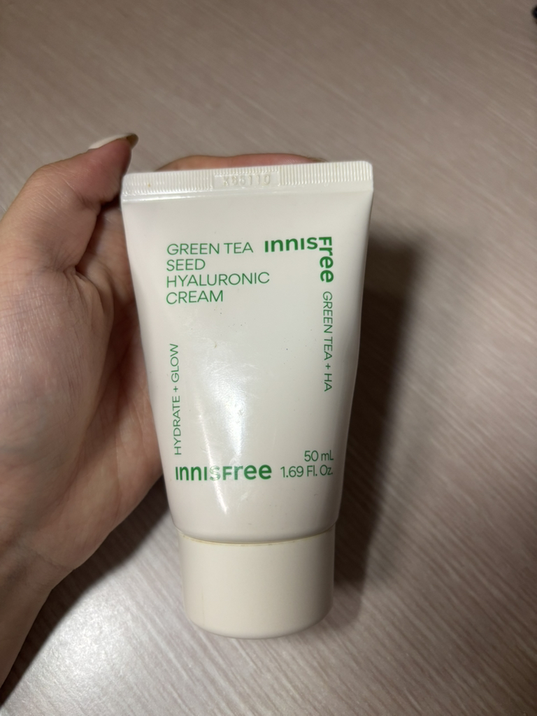 이니스프리 (INNISFREE) 그린티 히알루론산 수분크림 review image