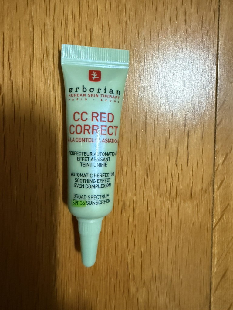 에르보리앙 (erborian) CC 레드 코렉트 [SPF25] review image