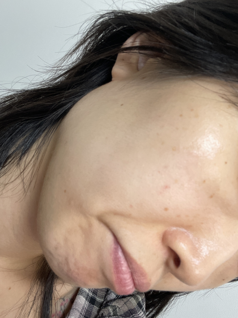 透明玻尿酸面霜的真实用户使用照片