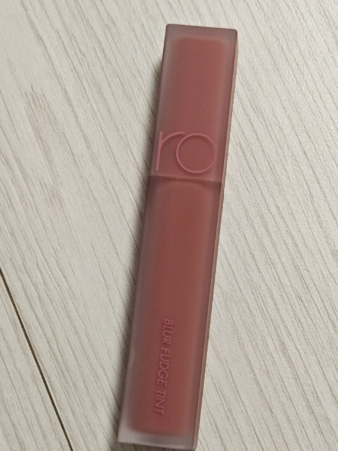 柔曼 迷雾软糖唇釉 [06 芋泥啵啵] common.review image