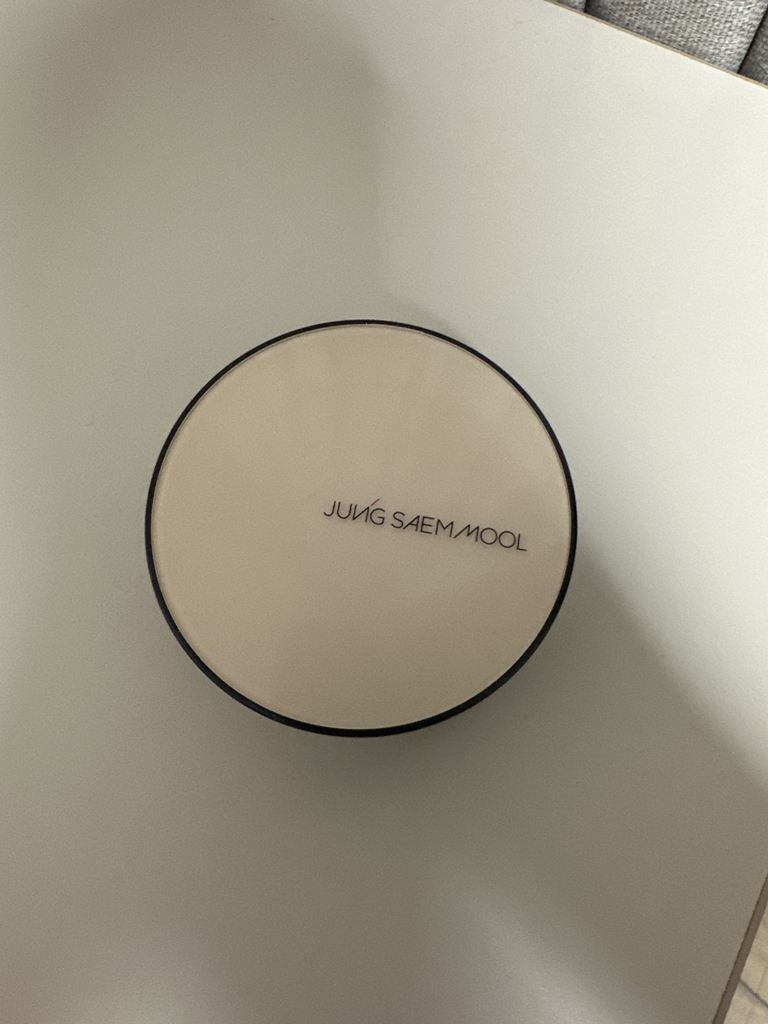 정샘물뷰티 (JUNGSAEMMOOL) 에센셜 스킨 누더 쿠션 [SPF50+/PA+++] [페어] review image