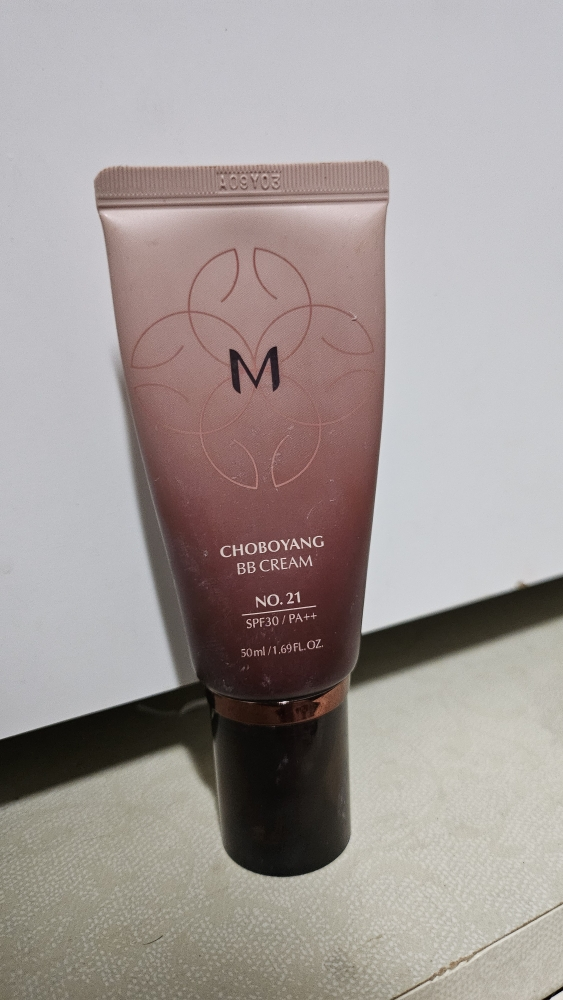 미샤 (MISSHA) M 초보양 비비크림 [SPF30/PA++] [21호 화사한베이지] review image