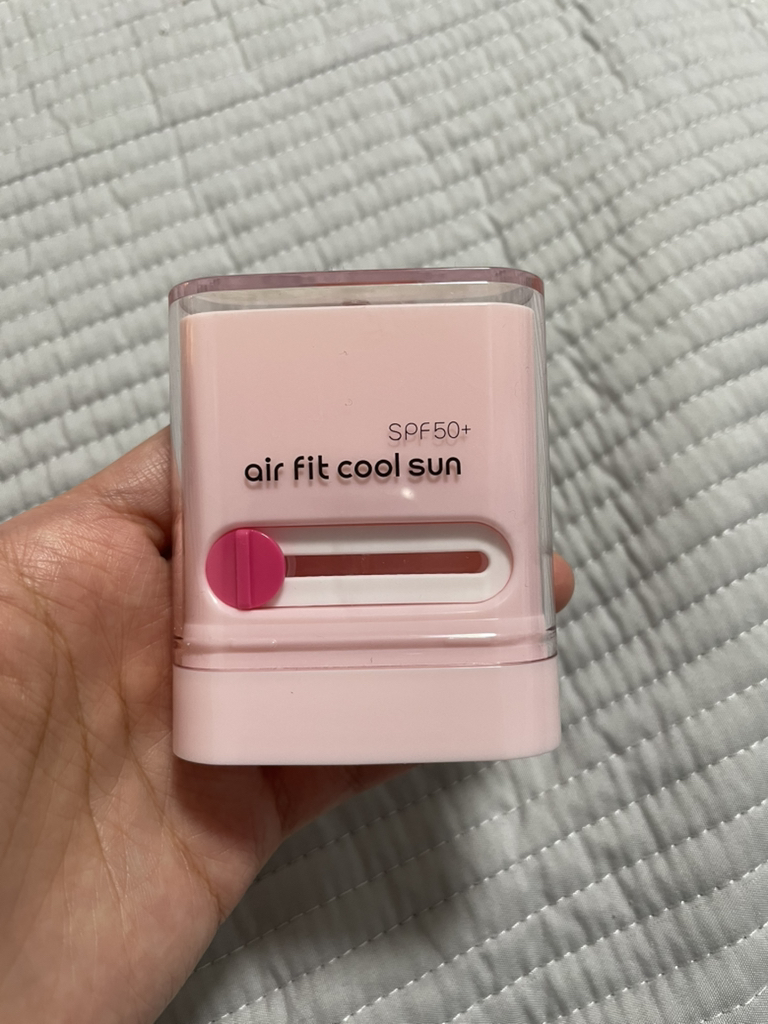 리즈케이 (LIZk) 에어핏 쿨 선 [SPF50+/PA++++] review image