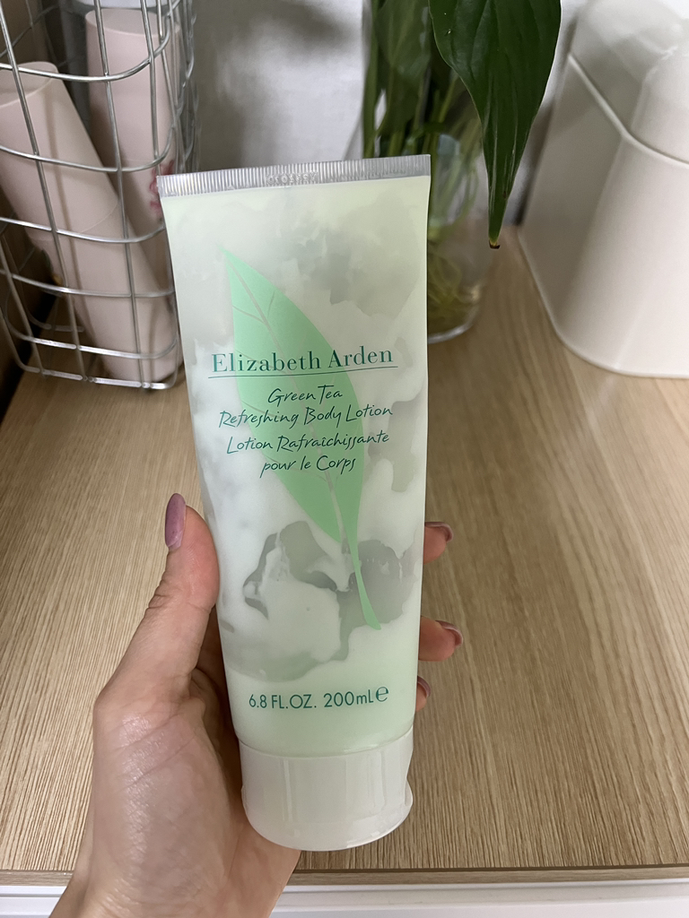 엘리자베스아덴 (ElizabethArden) 그린티 바디로션 review image