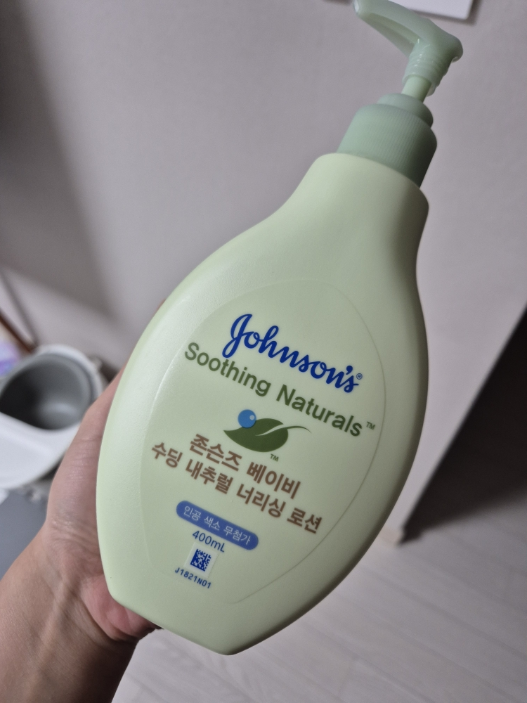 존슨즈베이비 (johnson'sbaby) 수딩내추럴 너리싱 로션 review image