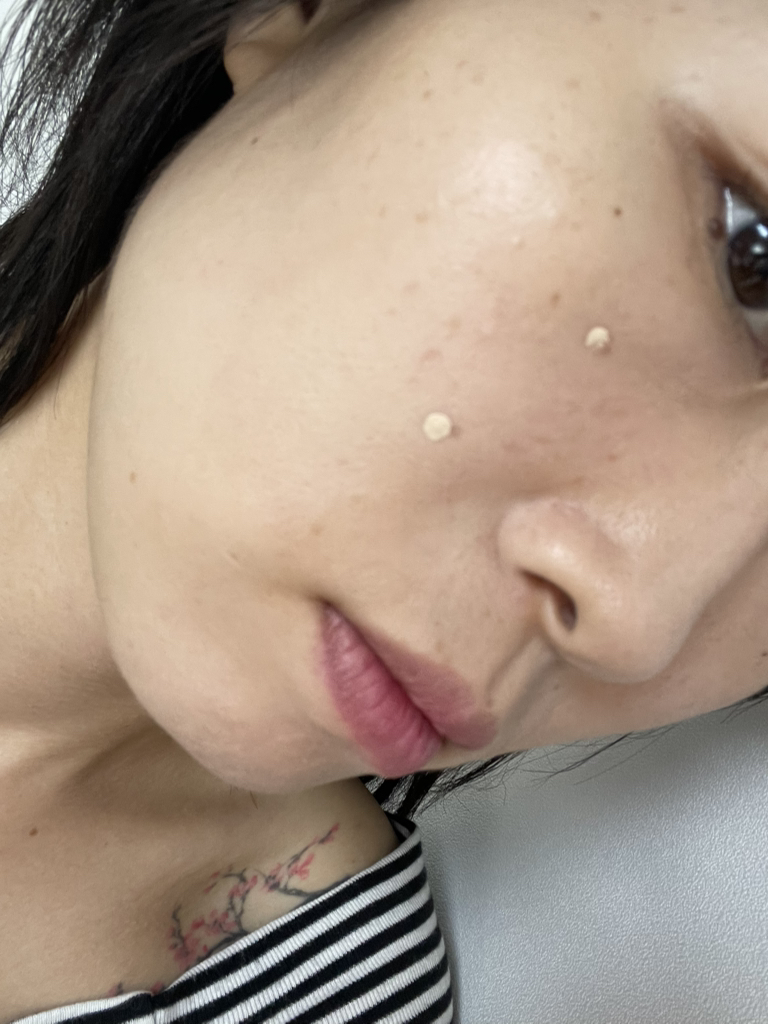 루나 (LUNA) 롱래스팅 팁 컨실러 [SPF34/PA++] [0.7호 아이보리] review image