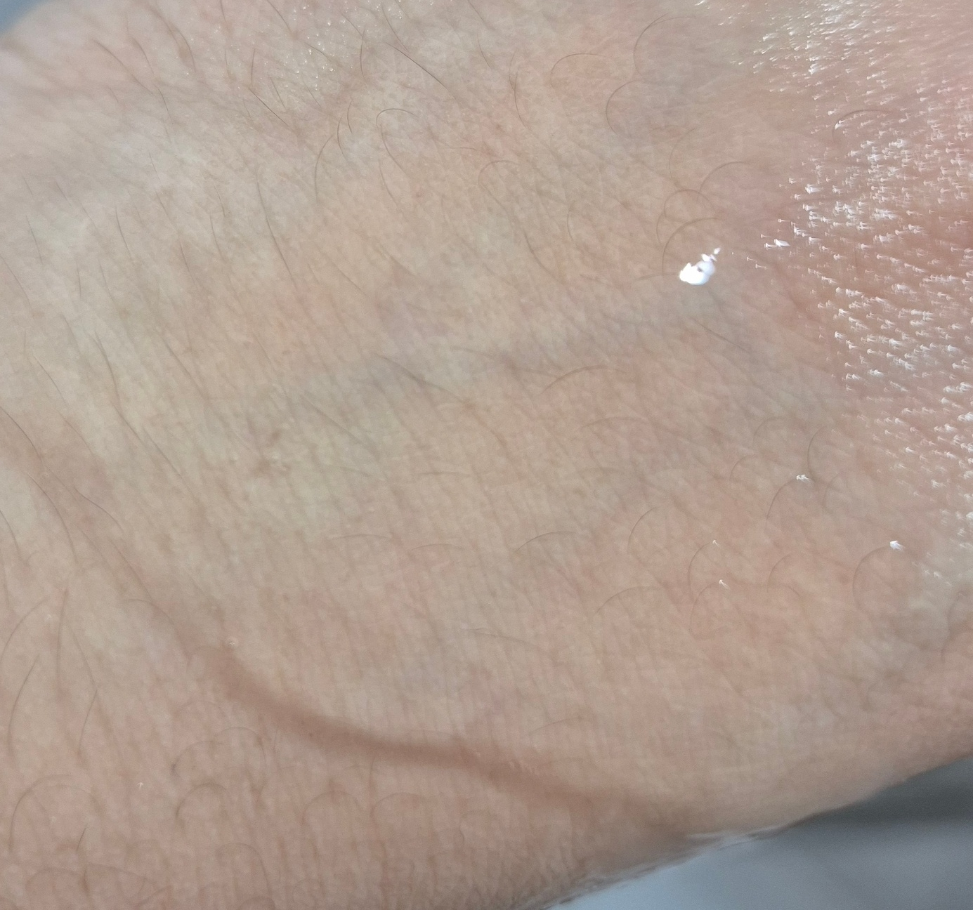 엘라스틴 (Elastine) 시그니처 두피&손상 클리닉 약산성 샴푸 review image