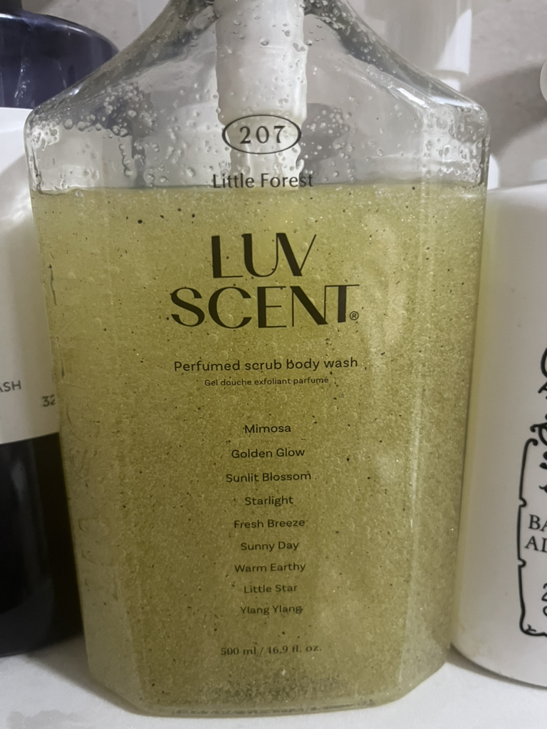 럽센트 (LUVSCENT) 스크럽 바디워시 [리틀포레스트 미모사 향] review image