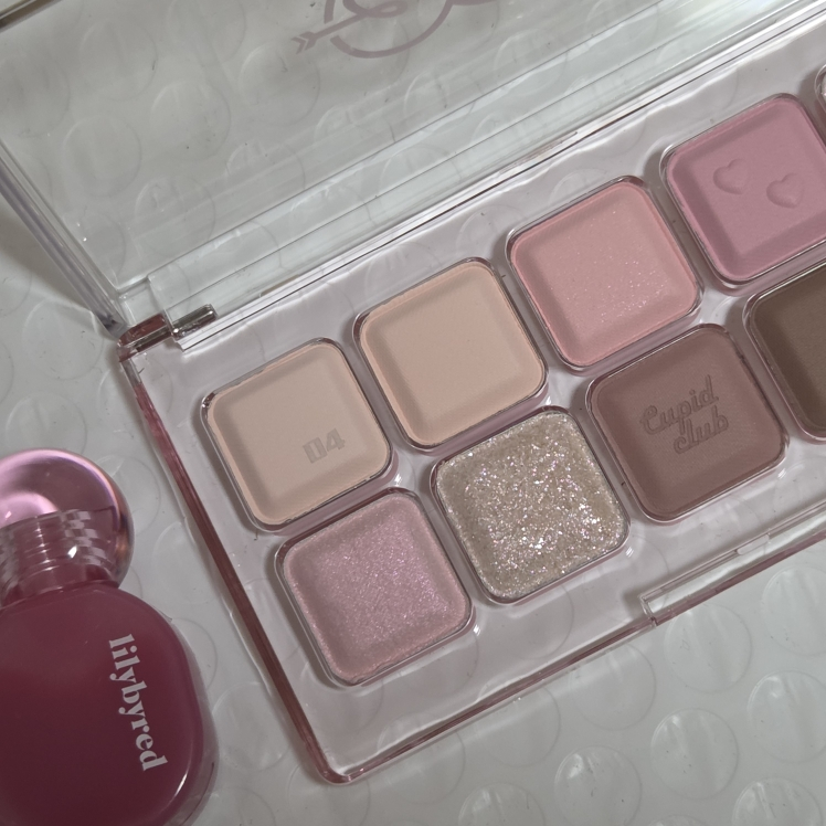 릴리바이레드 (lilybyred) 무드키보드 [04 #쿨멤버십] review image