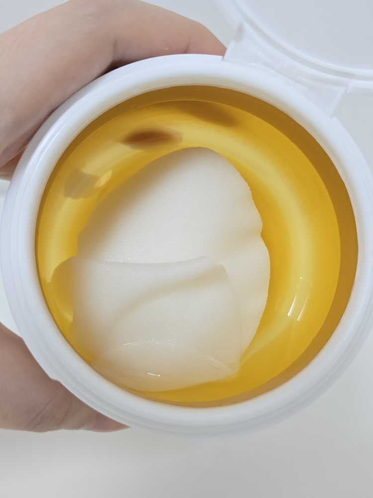 셀리맥스 (celimax) 브라이트닝 모공잡티 팩패드 review image