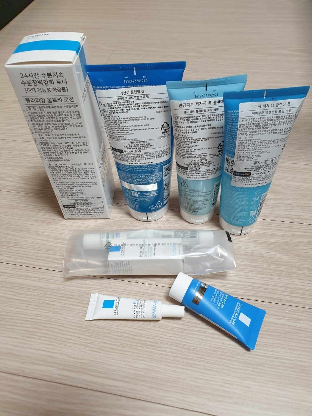 理肤泉 Tolerant 净化泡沫霜 common.review image