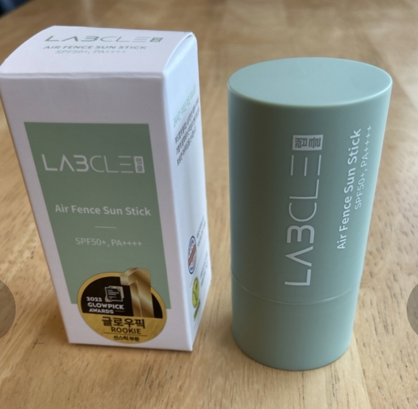 랩클 (LABCLE) 에어펜스 선스틱 [SPF50+/PA++++] review image