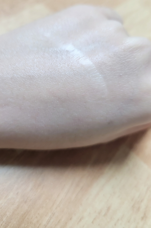 테 (Te') 하양 35 디 [SPF35/PA++] review image