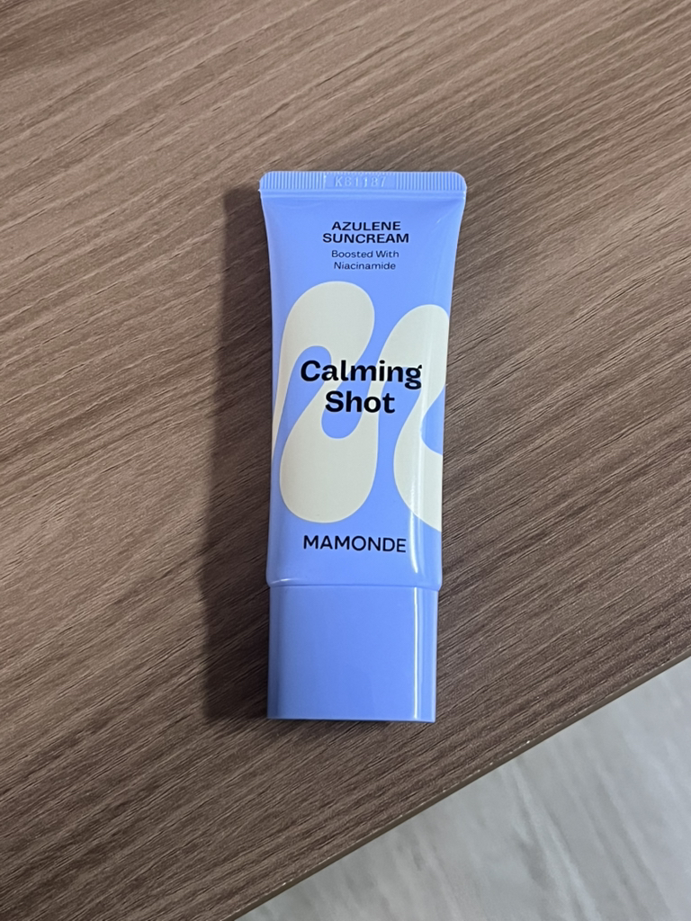 마몽드 (Mamonde) 카밍 샷 아줄렌 선크림 [SPF50+/PA++++] review image