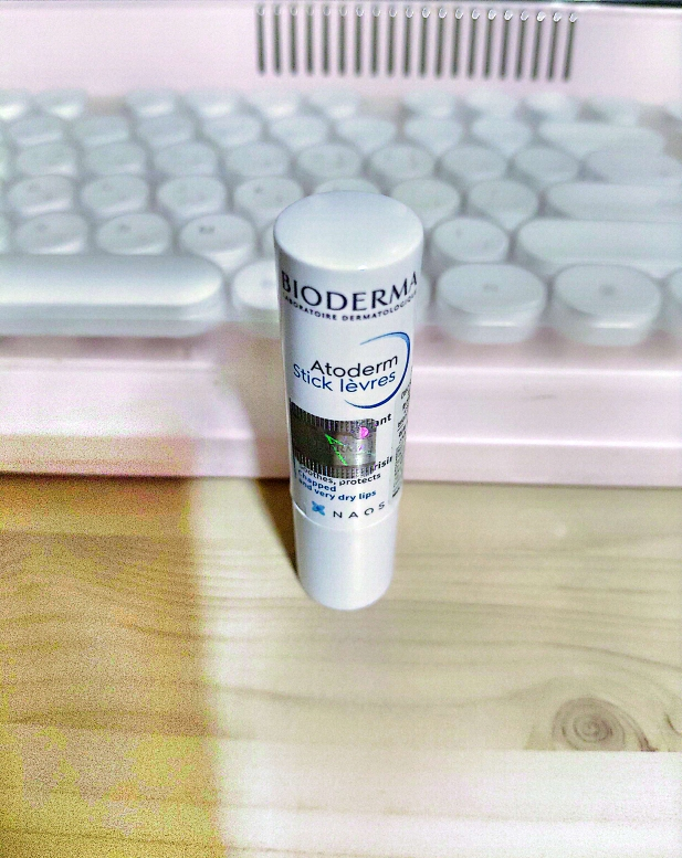 Atomum 唇膏的真实用户使用照片