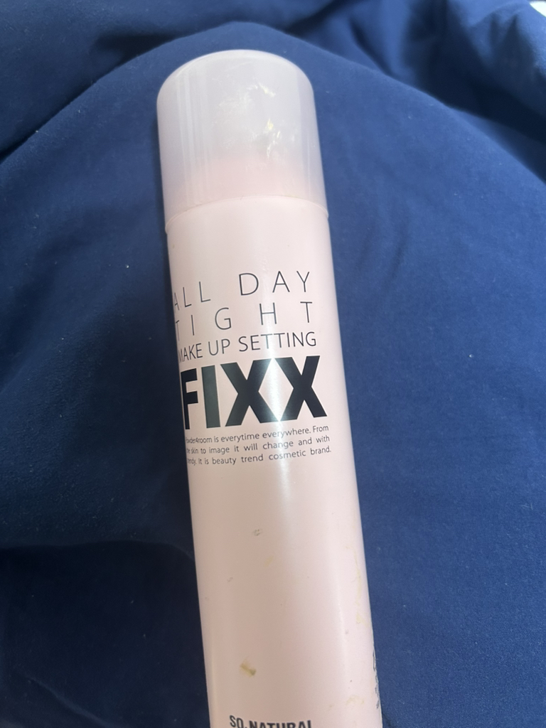 powder 4 room 全天候紧密妆容定妆喷雾的真实用户使用照片