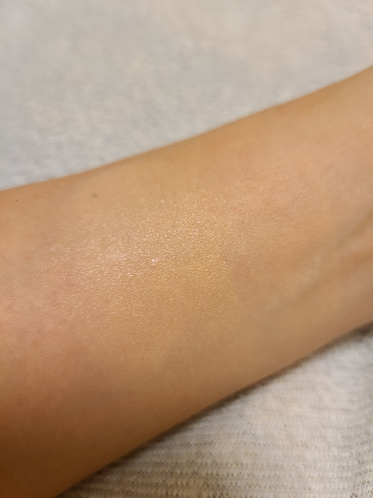 바이유어 (BYUR) 세럼핏 풀커버 글로우 쿠션 V1 [SPF50+/PA++++] [23호 샌드] review image