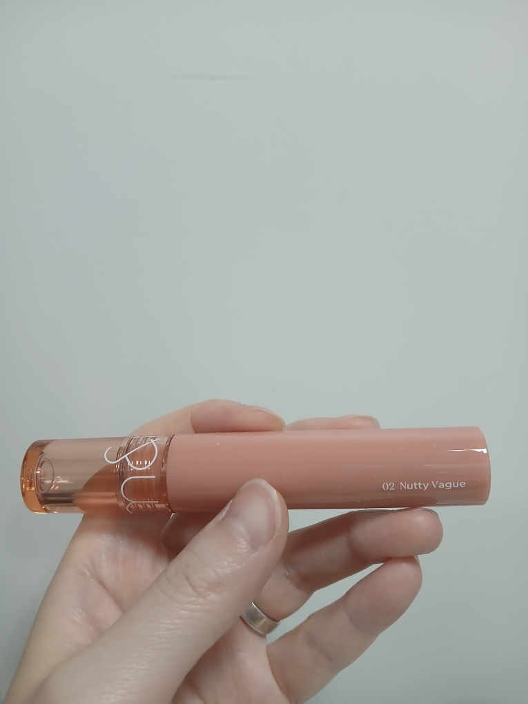 柔曼 闪亮色彩唇彩 [02 NuttyBag]（裸色） common.review image