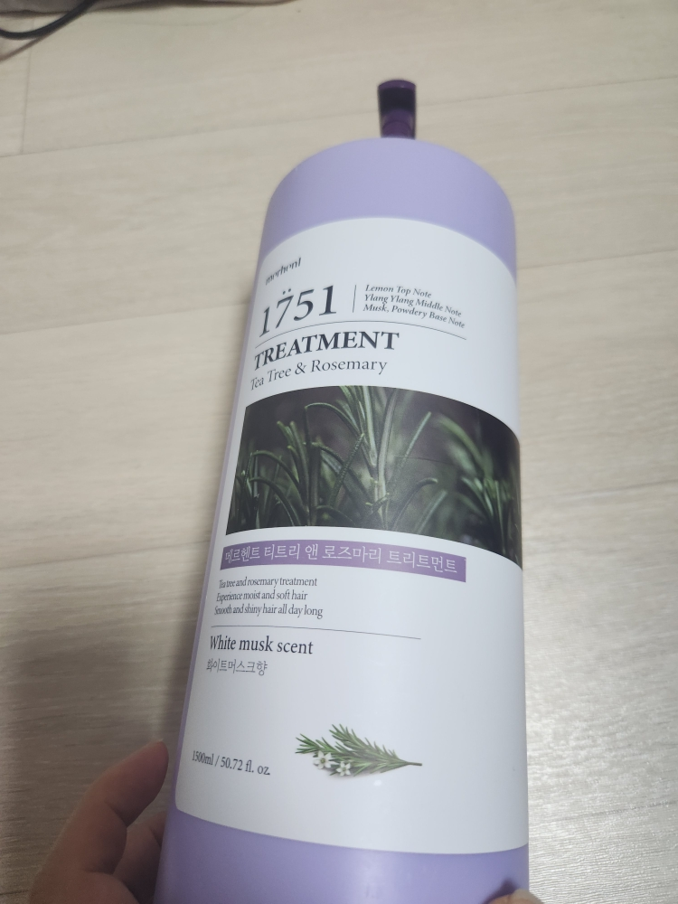 메르헨트 (merhent) 티트리 로즈마리 대용량 헤어 트리트먼트 [화이트머스크] review image