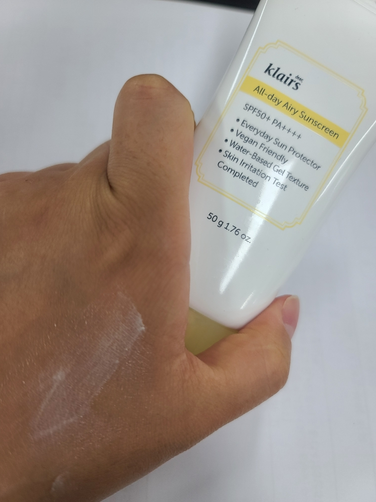 全天候透气防晒霜 [SPF50+/PA++++]的真实用户使用照片