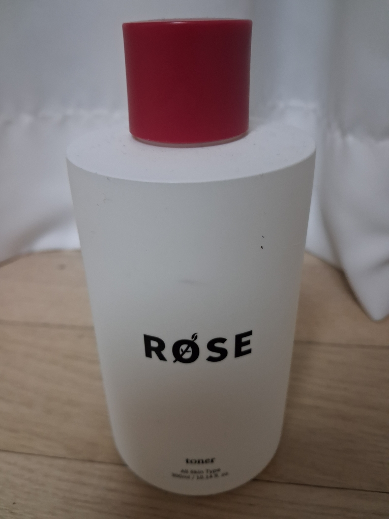 이솔 (2SOL) 로즈 럭스 토너 review image