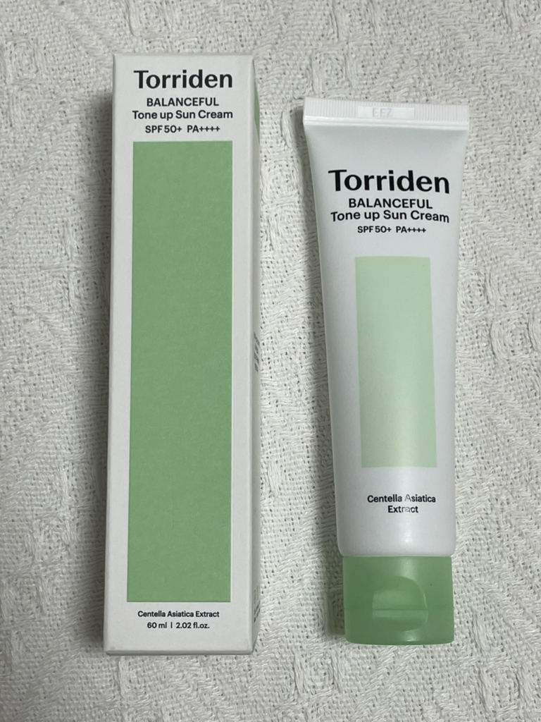 绿色提亮防晒霜 [SPF50+/PA++++]的真实用户使用照片