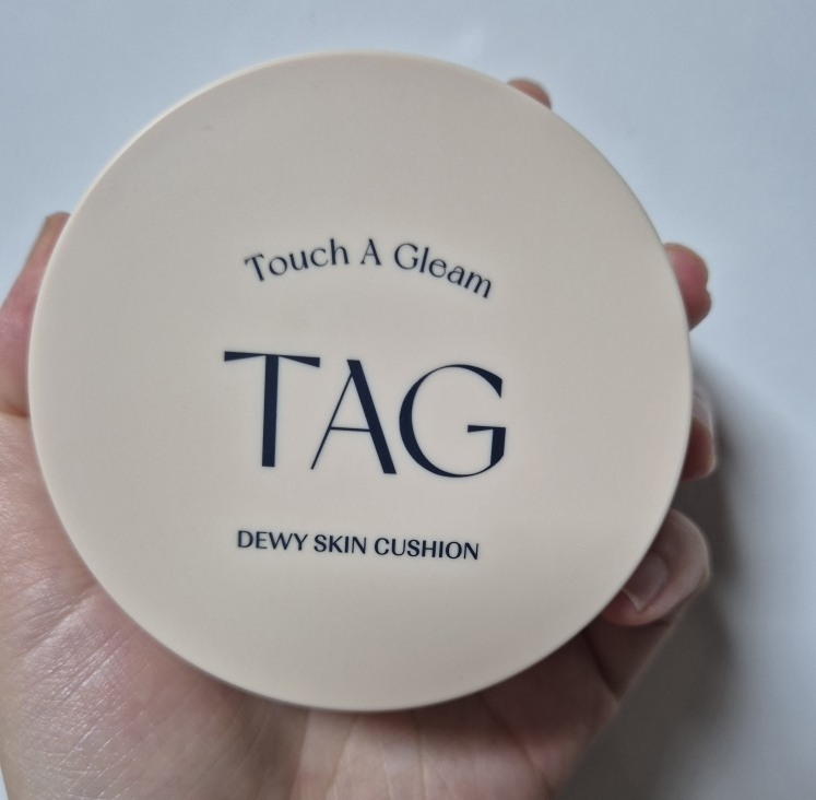 태그 (TAG) 듀이 스킨 쿠션 [SPF50+/PA+++] [2호 누드라이트] review image