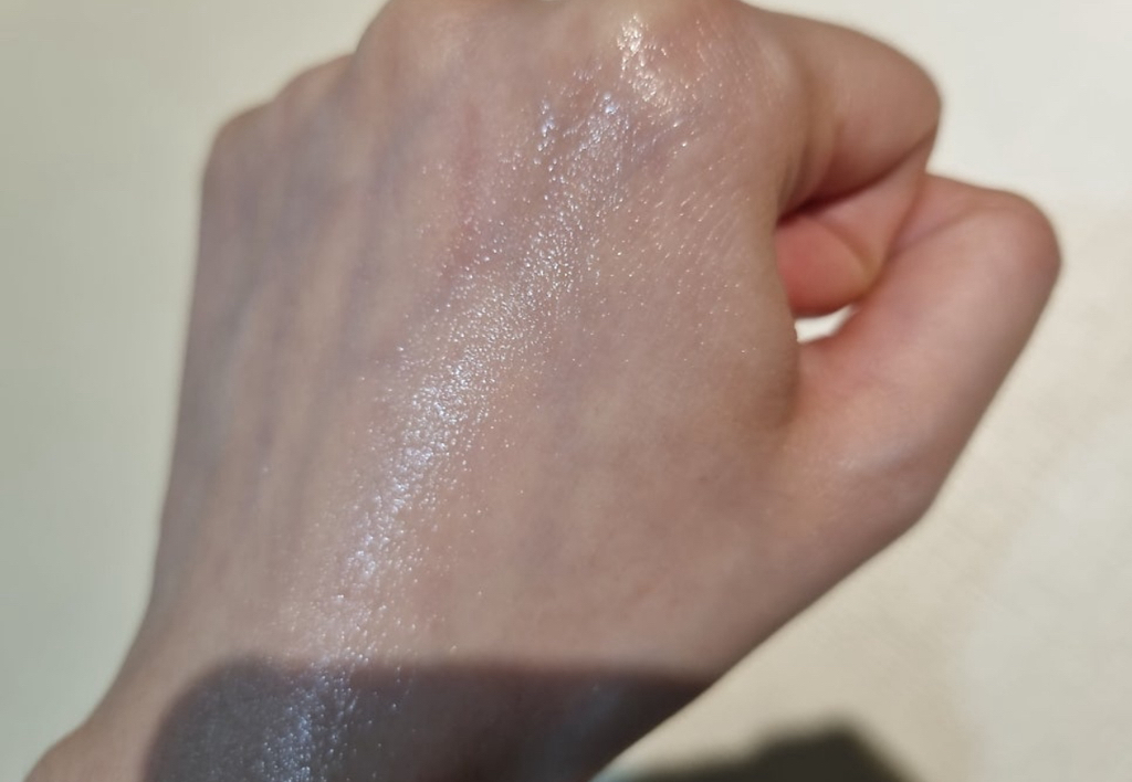 스킨푸드 (SKINFOOD) 베리 선크림 [SPF50+/PA++++] [수분] review image