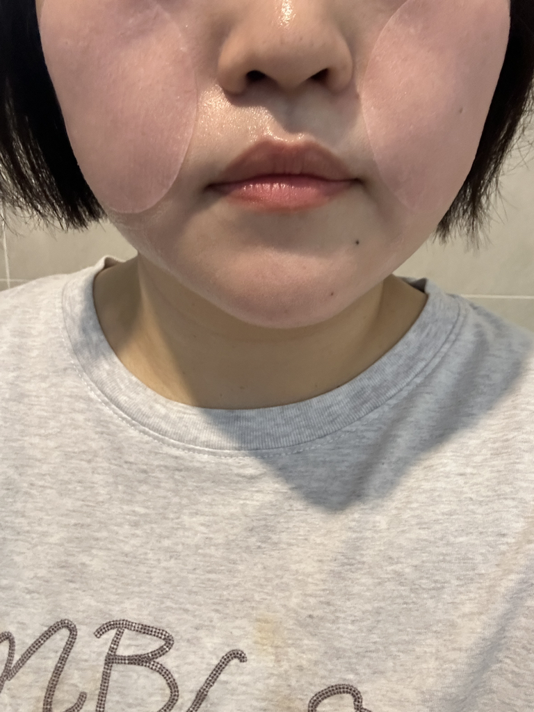 PDRN 粉色胶原蛋白爽肤凝胶化妆棉的真实用户使用照片