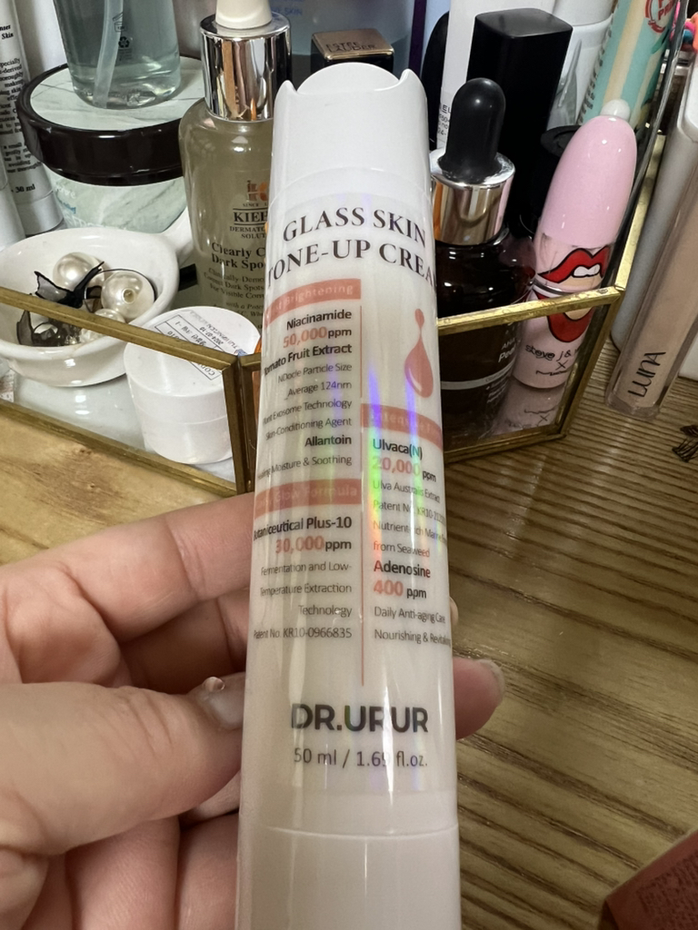 玻璃肌肤提亮霜的真实用户使用照片