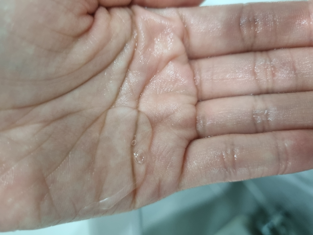 코스알엑스 (COSRX) 약산성 굿모닝 젤 클렌저 review image