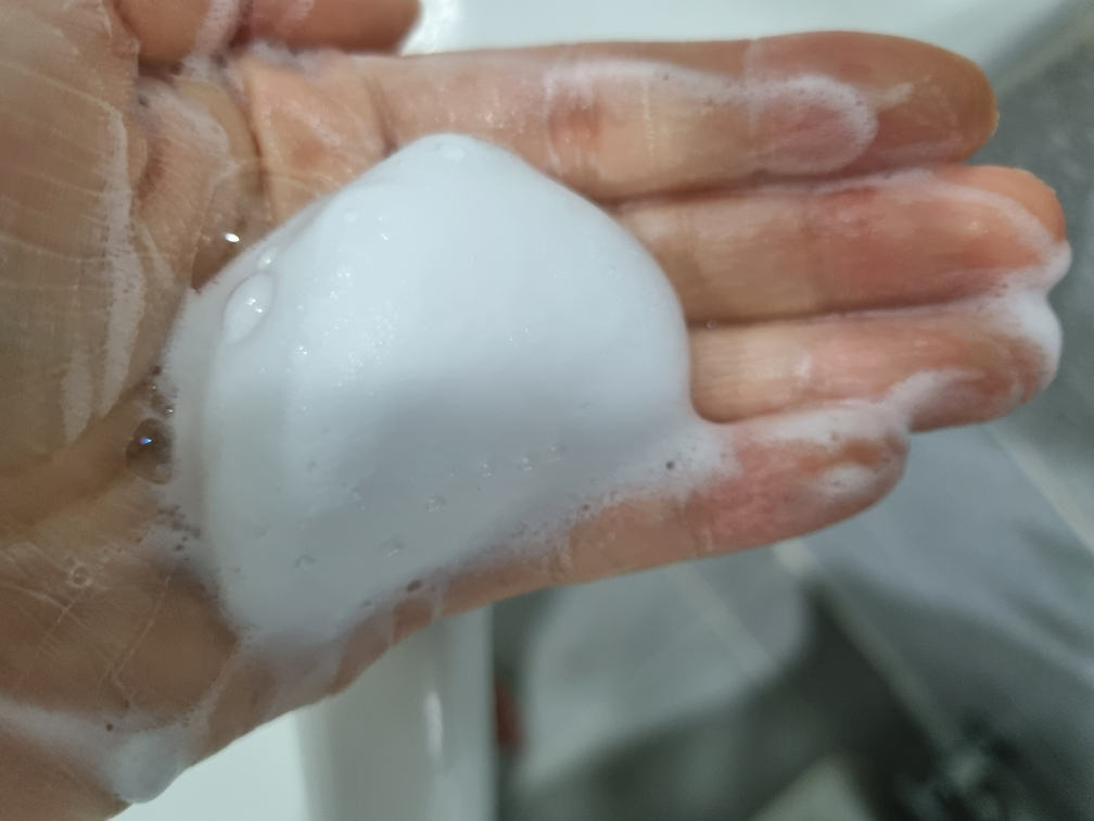 코스알엑스 (COSRX) 약산성 굿모닝 젤 클렌저 review image