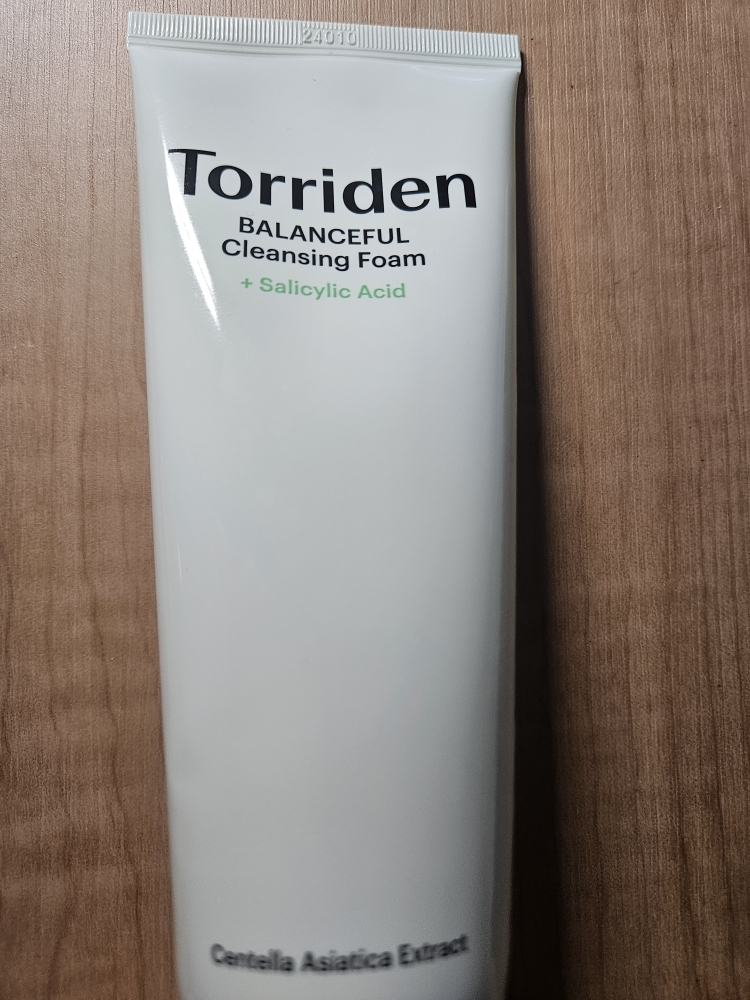 Torriden balanceful cleansing foam reviews| Hwahae