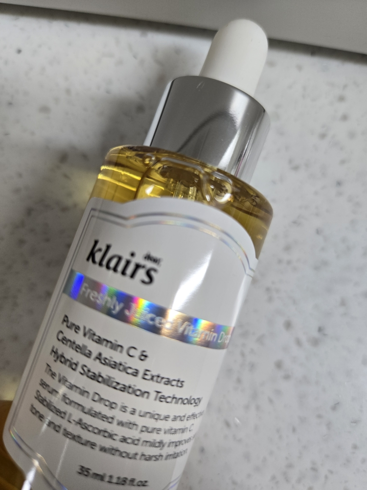 디어클레어스 (dearKlairs) 프레쉴리 쥬스드 비타민 드롭 review image