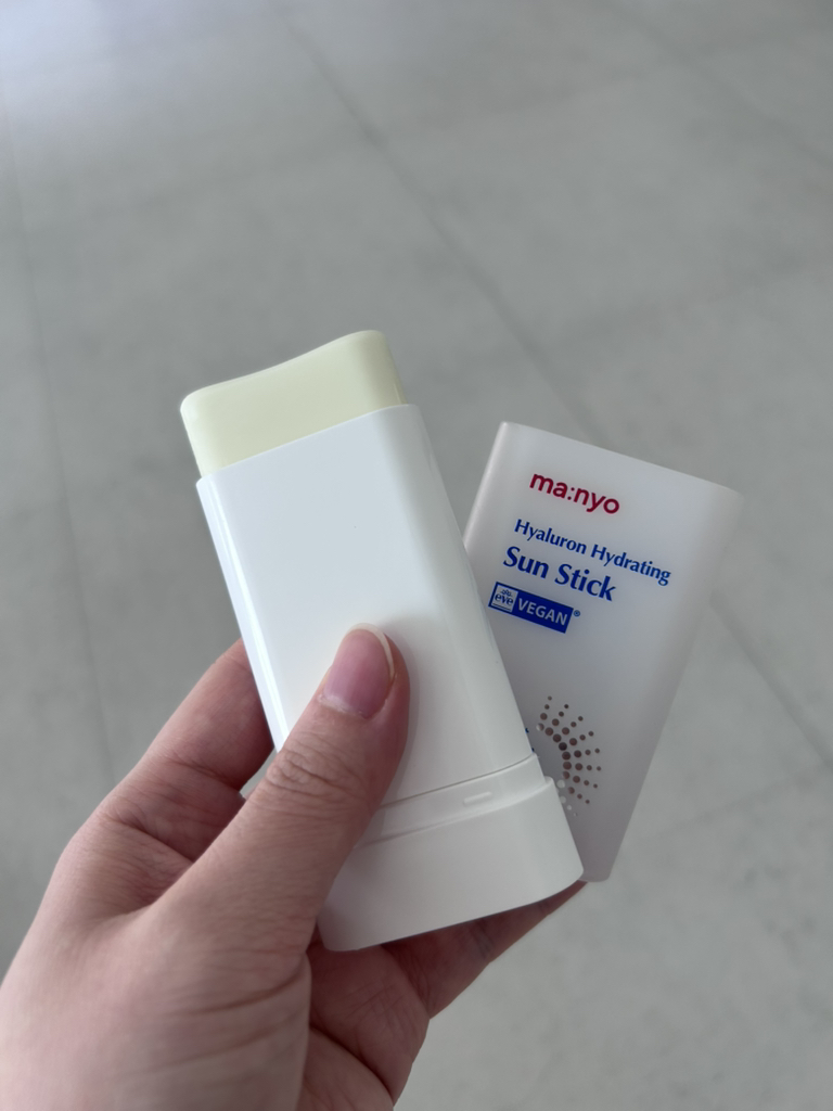 魔女工厂 透明质酸保湿防晒乳 [SPF50+/PA++++] common.review image