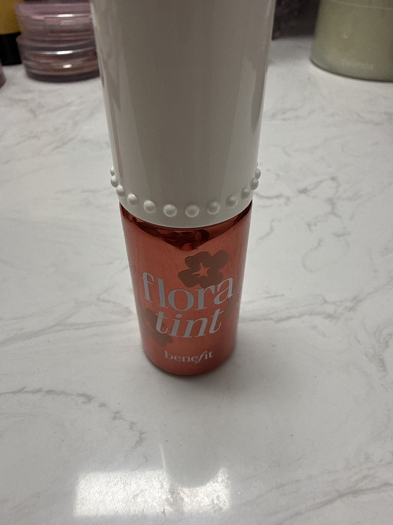 贝玲妃 花卉色调 common.review image