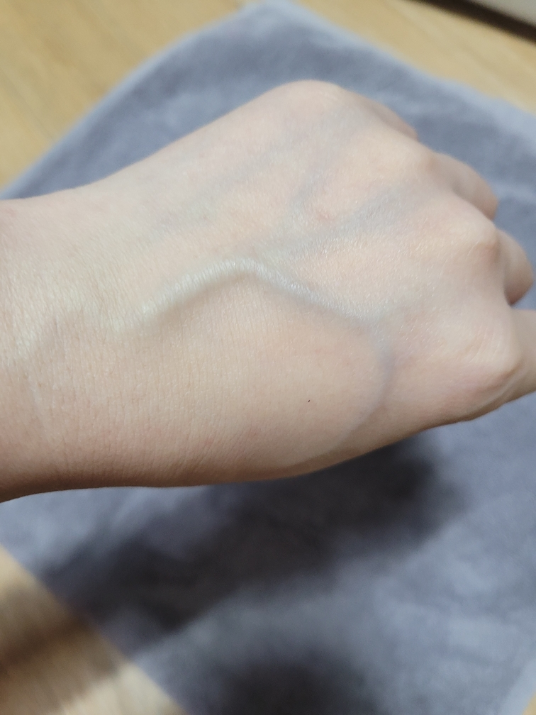 더랩바이블랑두 (THELABbyblancdoux) 올리고 히알루론산 헬씨 크림 쿠션 [SPF50+/PA++++] [00 퓨어아이보리] review image