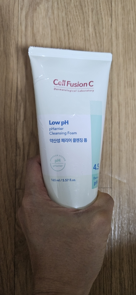 셀퓨전씨 (CellFusionC) 약산성 패리어 클렌징폼 review image