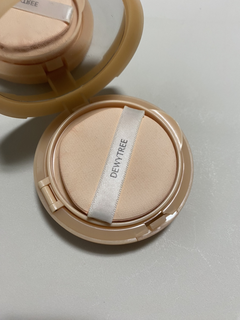 素颜遮瑕防晒气垫 [SPF50+/PA++++]的真实用户使用照片