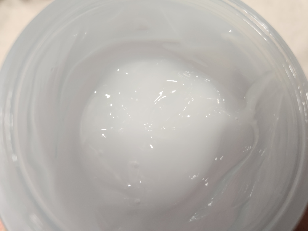 Ảnh đánh giá thực tế của người dùng về Youthful Frozen Water Cream