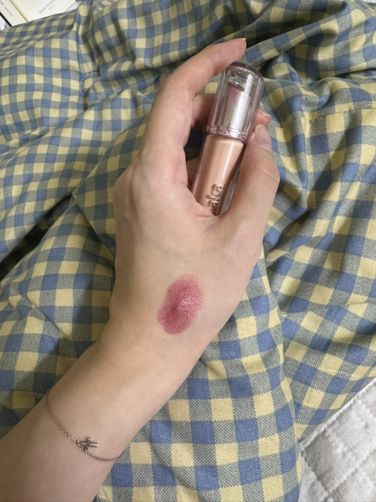 라카 (Laka) 본딩 글로우 립스틱 [#207 뎁스] review image