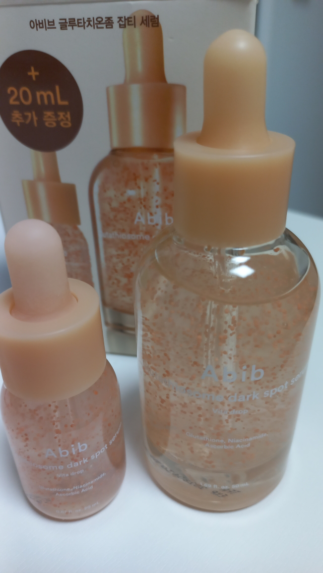 Ảnh đánh giá thực tế của người dùng về Glutathione Spot Serum Vita Drop