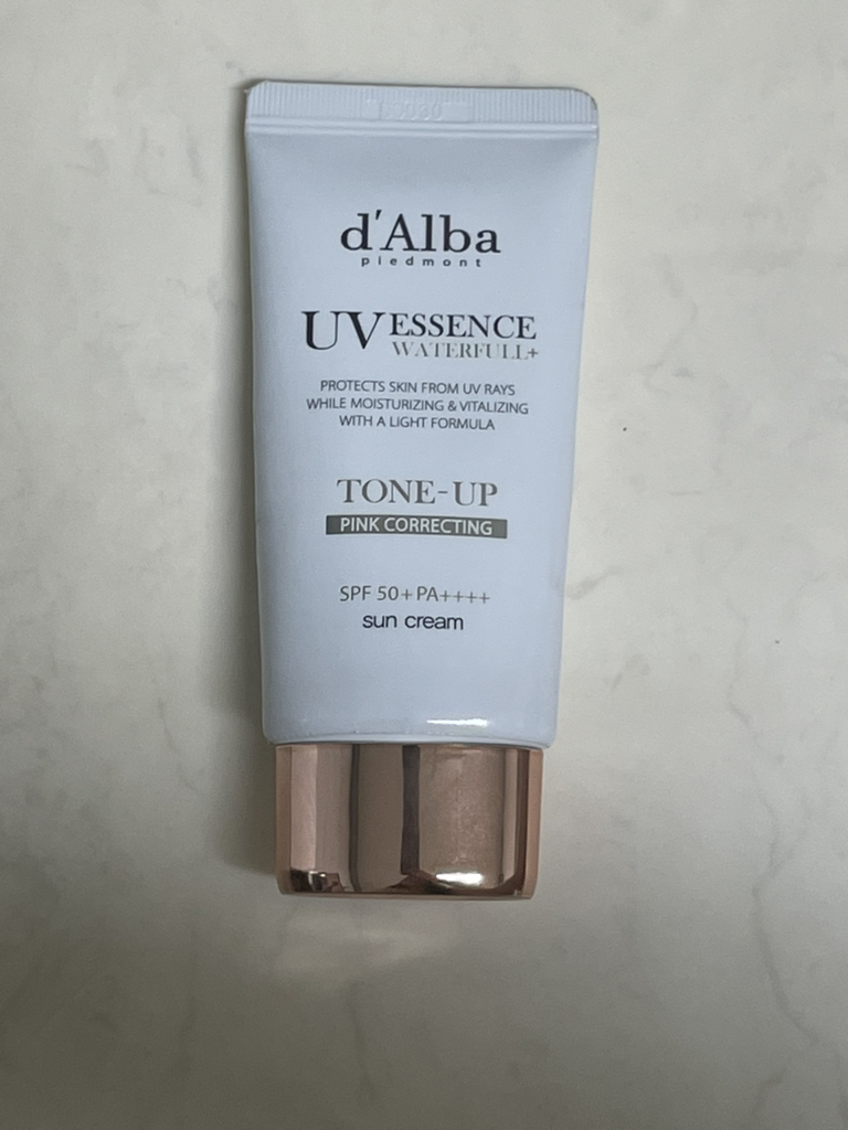 水池防晒霜 [SPF50+/PA++++] [调色/粉色]的真实用户使用照片