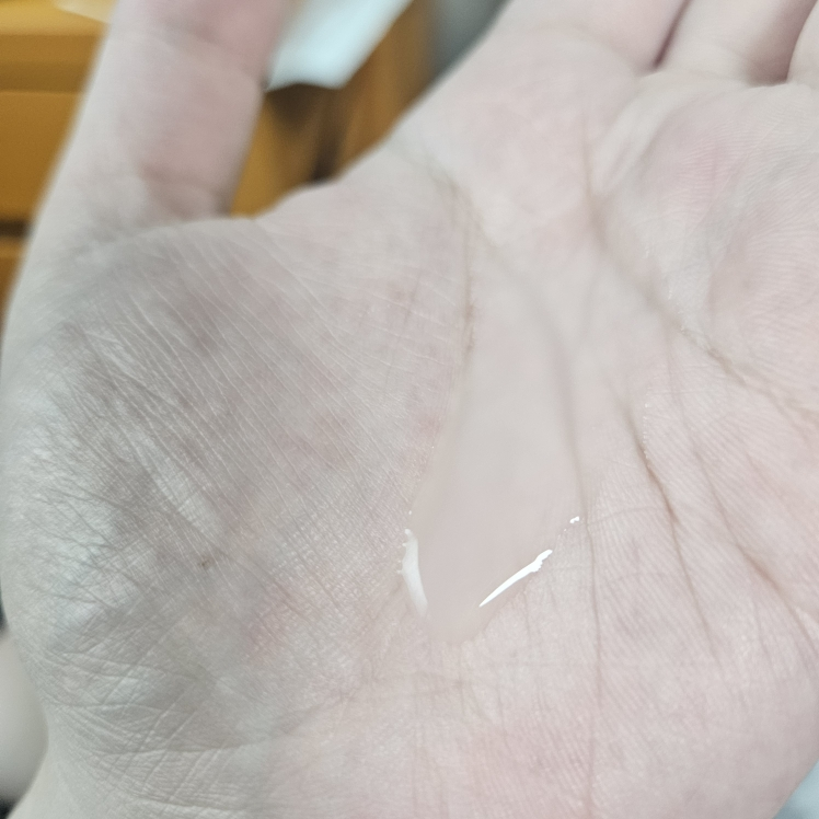 리얼베리어 (RealBarrier) 익스트림 에센스 토너 review image