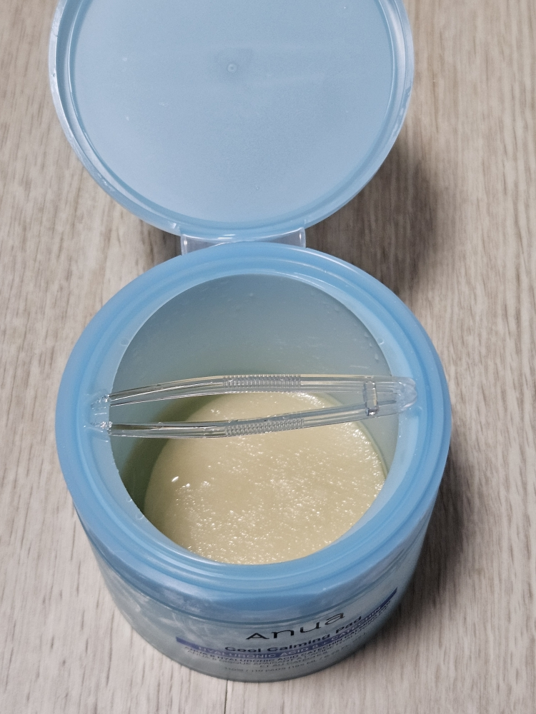 아누아 (Anua) 8 히알루론산 카테킨 카밍 패드 review image