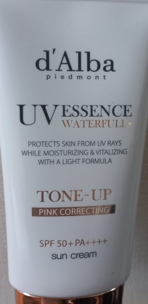 水池防晒霜 [SPF50+/PA++++] [调色/粉色]的真实用户使用照片